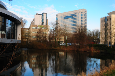 900600 Gezicht op het Provinciehuis (Archimedeslaan 6) te Utrecht.